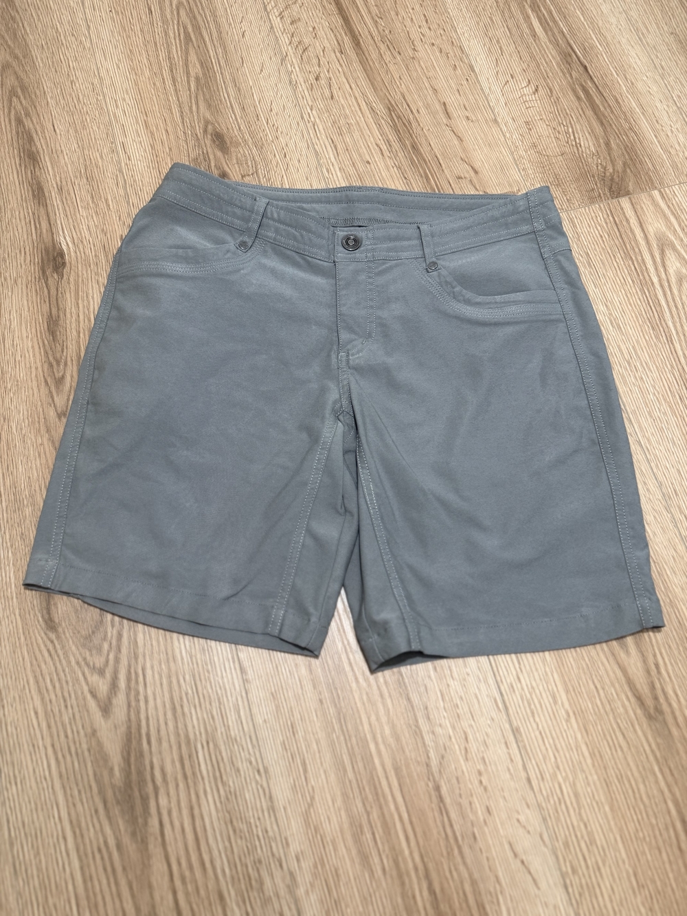 Kuhl Women's Gray Utility Cargo Shorts